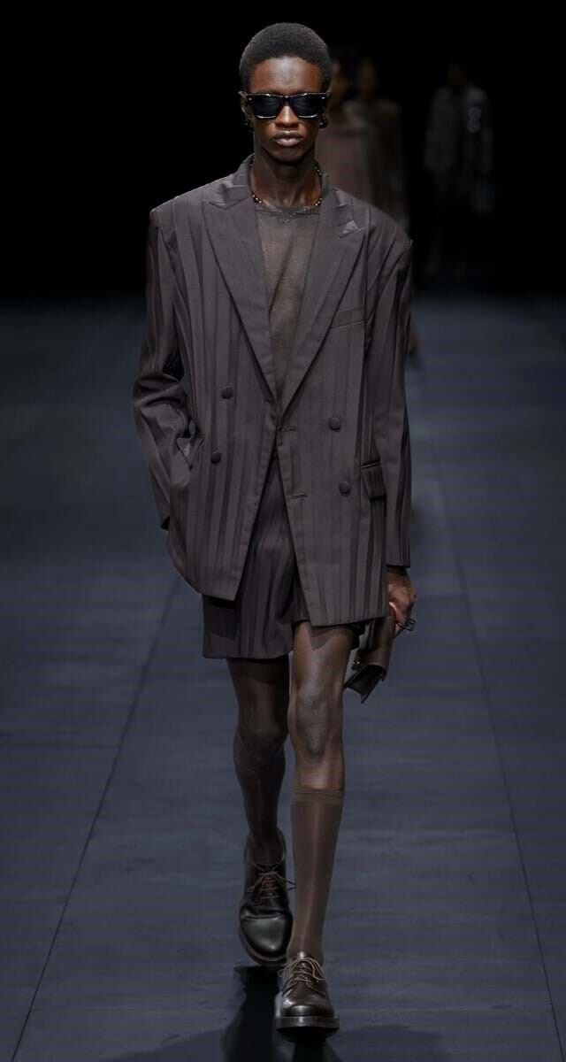 3. Calções curtos: Valentino.