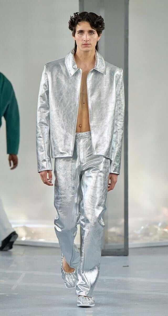 8. Metalizado: Bianca Saunders.