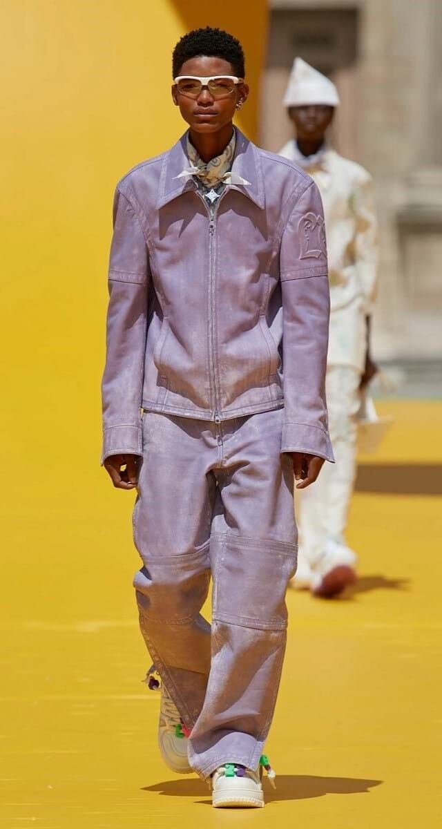 12. Purpura: Louis Vuitton.