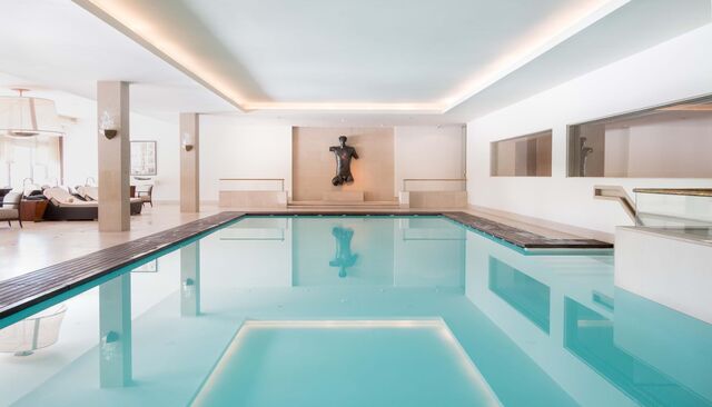 A Ritz Gentleman - Experiência Wellness e Massagem Ignae oferece uma manhã dedicada unicamente ao bem-estar físico e emocional.