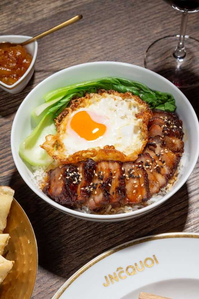 O restaurante JNcQUOI Asia apresenta um novo menu de almoço, o Express Lunch.