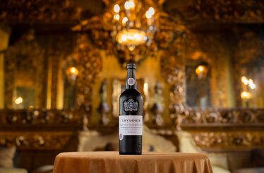 O vinho português para brindar na coroação de Carlos III