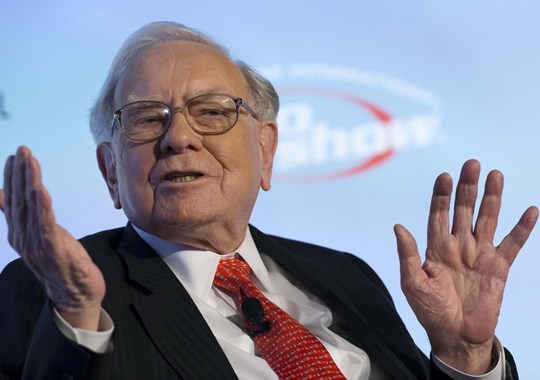 O que faz um bom líder? Warren Buffett responde