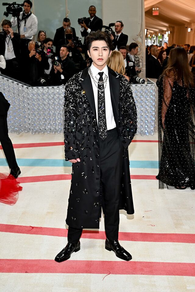 Cai Xukun em Prada.