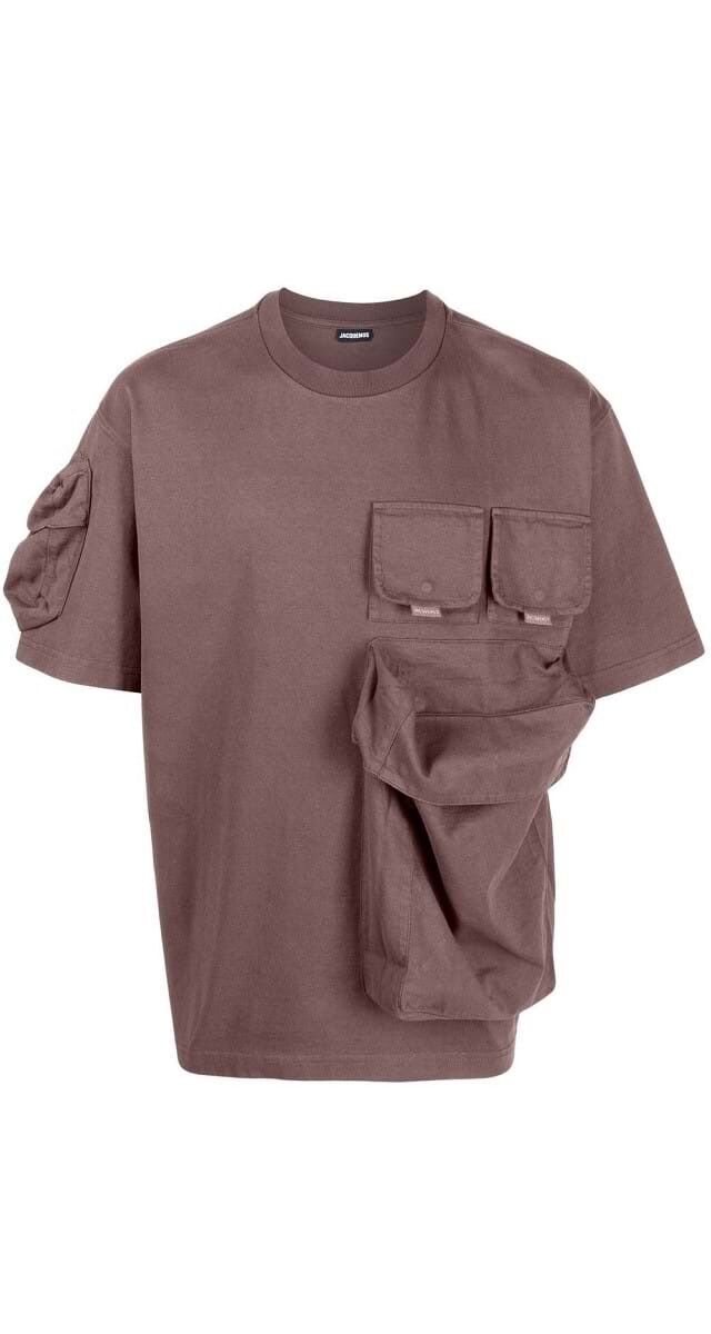 T-shirt em jersey e algodão, €290, Jacquemus.