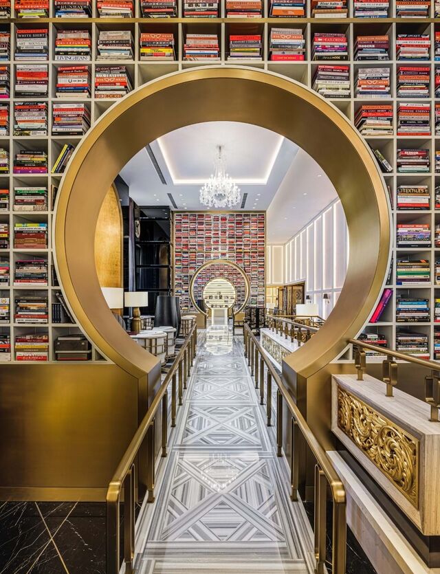 O Book Lounge com cerca de 4 mil livros.