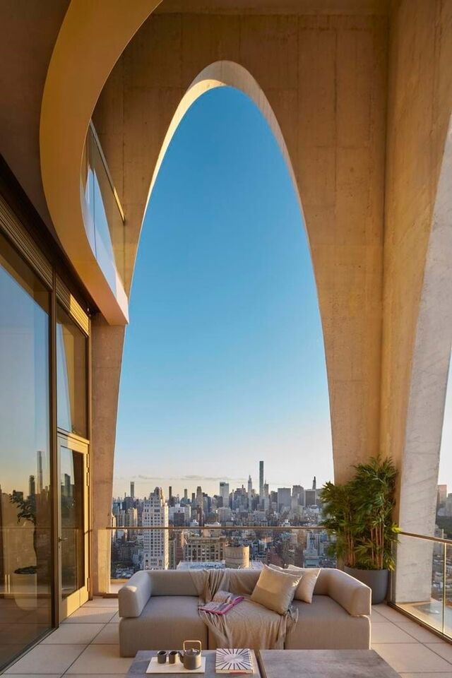 Existem vários terraços para entretenimento ou relaxamento ao ar livre.