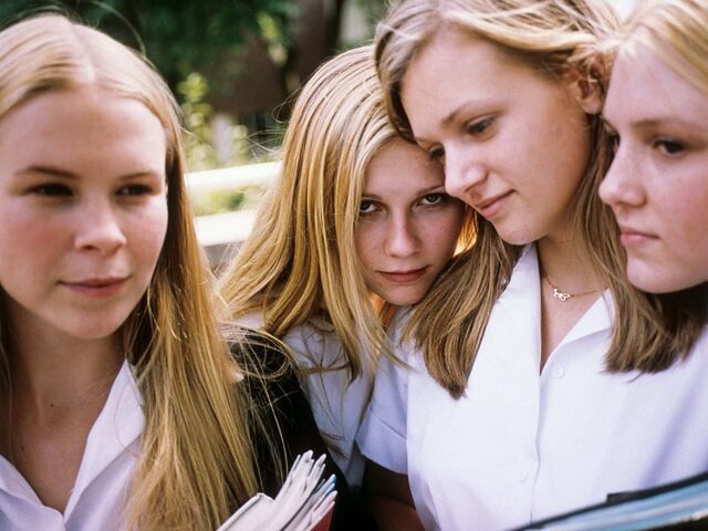 São muitas as relíquias ligadas ao filme As Virgens Suicidas, que agora serão expostas e explicadas no livro.