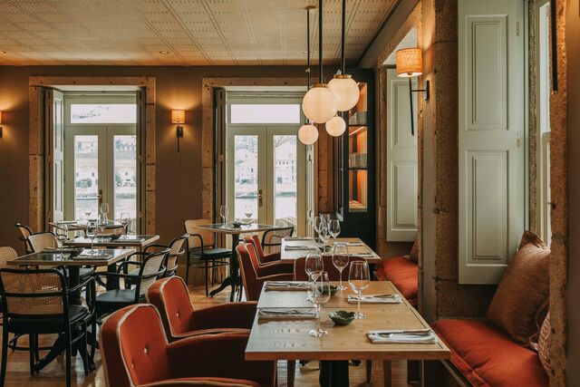 Sala do Restaurante Casario, Porto.