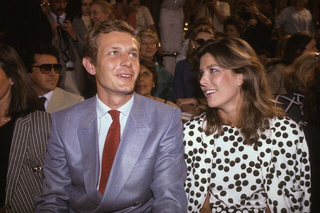 Carolina com Stefano Casiraghi, pai dos seus três filhos mais velhos.