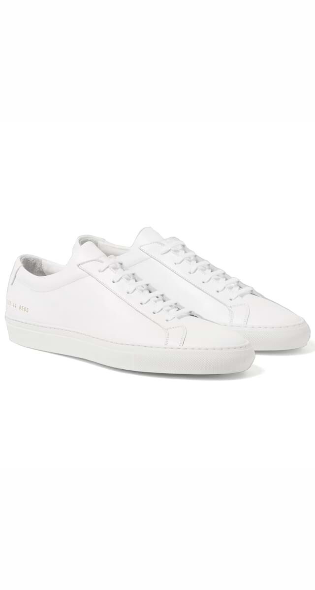 Ténis Achilles em pele, €340, Common Projects.