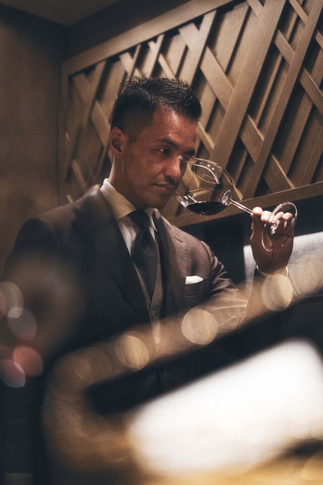 Yoshinobu Kimura, sommelier e fundador do restaurante Sushi M, no Japão.