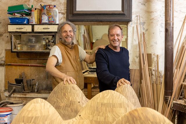 Anders Lunderakov e Emmanuel Babled durante o processo de criação das peças da exposição Xylos.