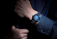 Fomos a Mykonos com George Clooney para conhecer os novos Omega Seamaster