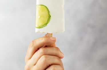 Receita, por Teresa Horta Colaço. Gelado de Lima e Coco