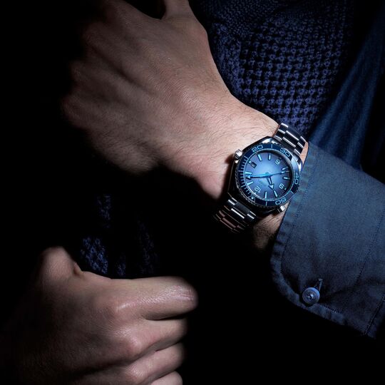 Fomos a Mykonos com George Clooney para conhecer os novos Omega Seamaster