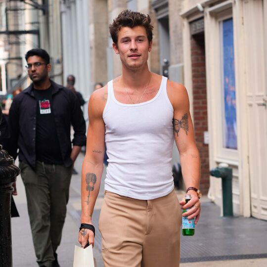 Shopping: 10 Tank tops que duram uma vida