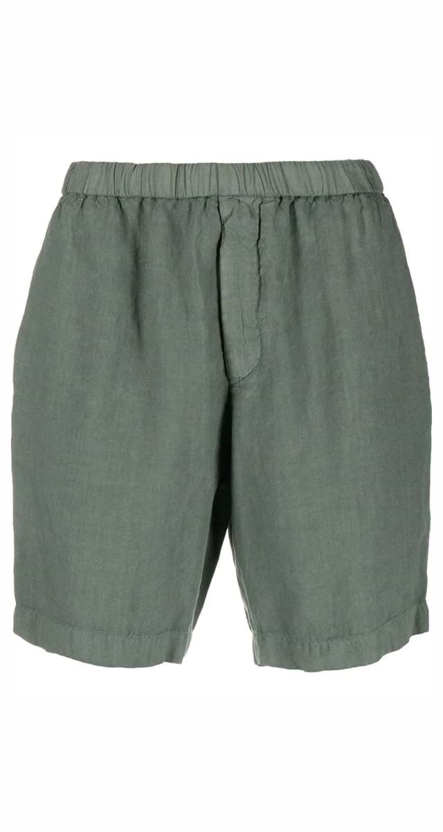 Calções em linho, €750, Brioni.