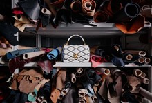 O minucioso processo de manufatura da nova Louis Vuitton Go-14
