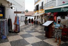 Isto Lembra-me Uma História: O Algarve e o pequeno dinheiro local