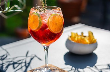 Gin sem álcool e cocktails de alfazema: os mocktails são tão bons como a versão 'regada'?