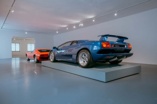 Modelos Miura e Countach.