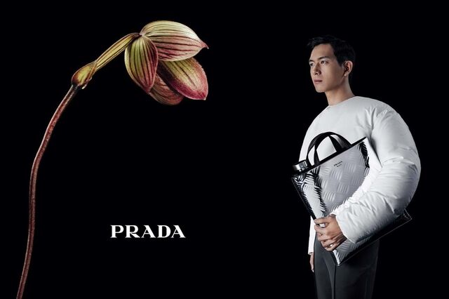 O ator chinês Li Xian, também para a Prada.
