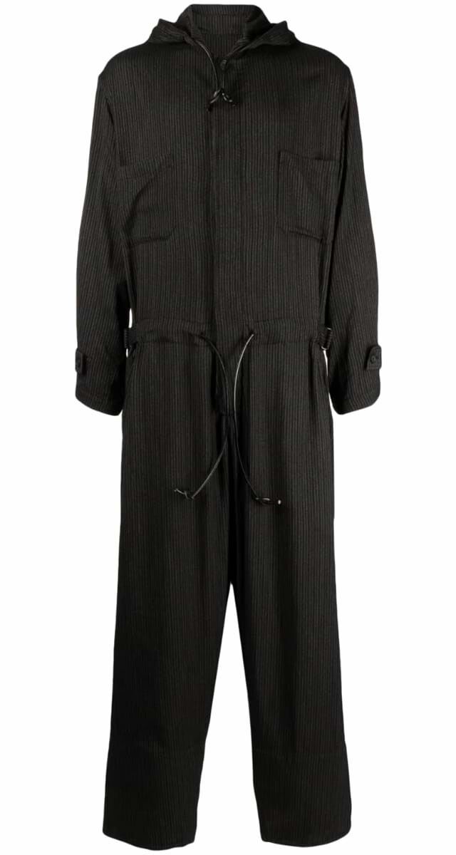 Macacão estampado com capuz, €3849, Yohji Yamamoto.