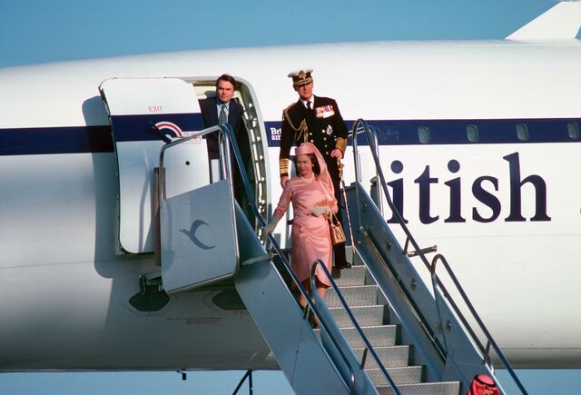 Isabel II e o Príncipe Philip viajaram no Concorde até ao Kuwait em 1979.
