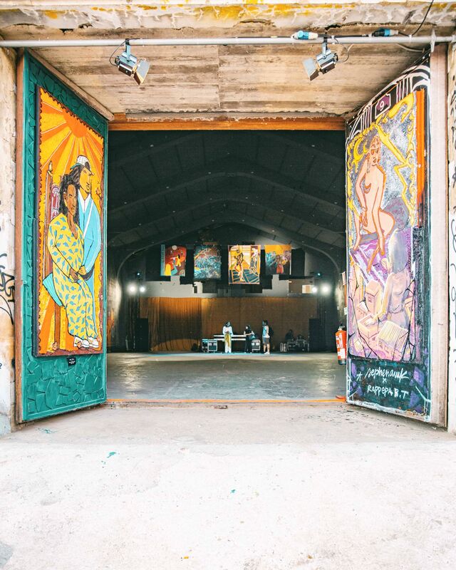 A exposição inaugura a 15 de setembro.