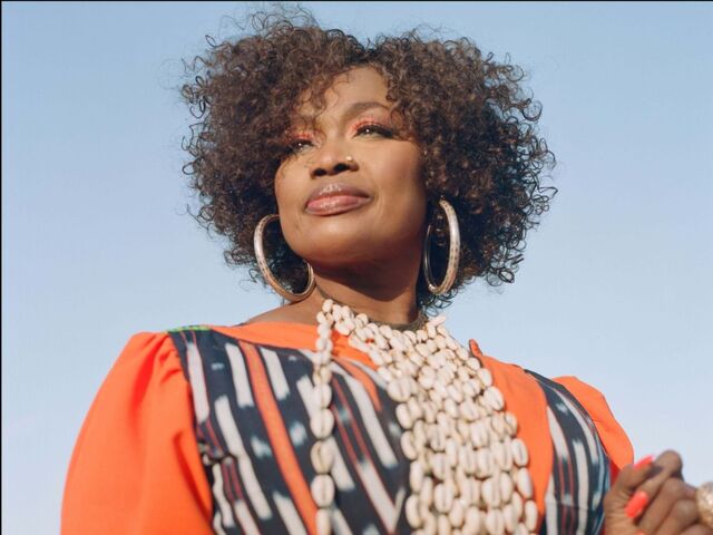 Oumou Sangaré é uma das convidadas,