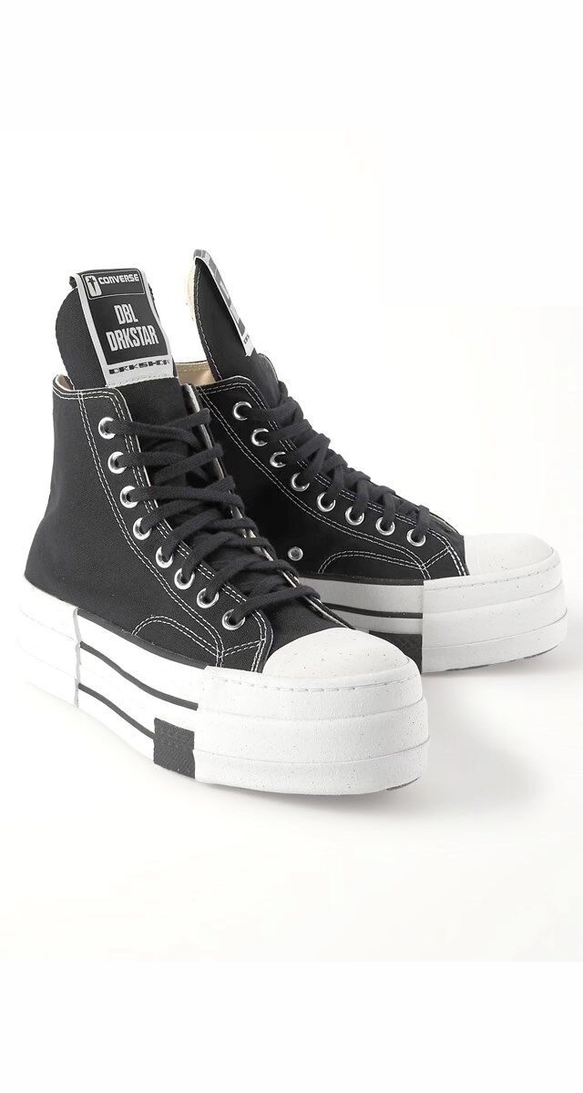 Ténis DRKSHDW DBL DRKSTAR Chuck 70 em tela, €180, Converse x Rick Owens.
