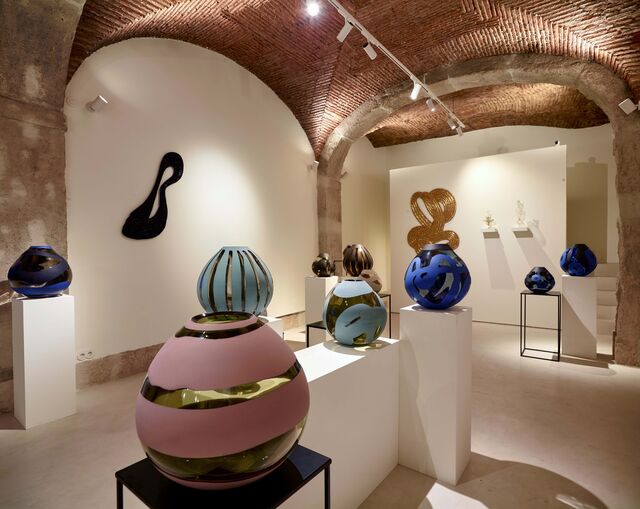 Exposição "Di Vetro", que parte do trabalho de dois artistas com recurso a vidro