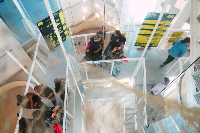 Foram apresentados mais de 50 showcases com cerca de 1500 espectadores.