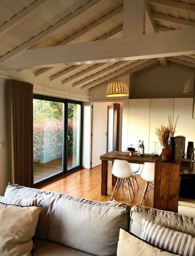 Um local perfeito para uma escapada em total vista para a natureza, longe de tudo e de todos. O que não falta são coisas para fazer nesta casa de campo.