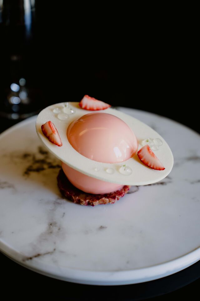Strawberry Saturn