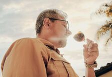 Um dia na vida de… Alexis Rodriguez, o cafezeiro das edições limitadas