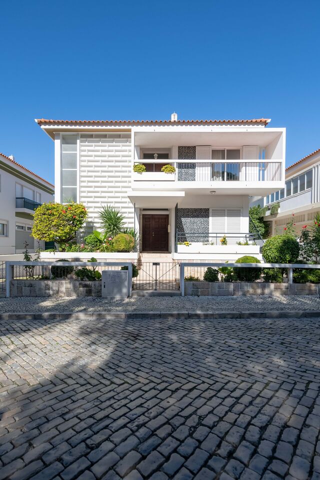 Casa unifamiliar de arquitetura modernista