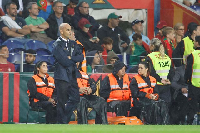 Roberto Martinez durante o jogo contra a Eslováquia.