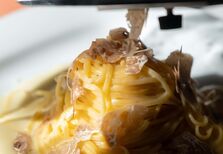 A trufa branca de Alba veio de avião para o Come Prima - e este foi o final feliz