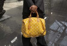 Pharrell Williams e Louis Vuitton lançam uma carteira de 1 milhão de dólares