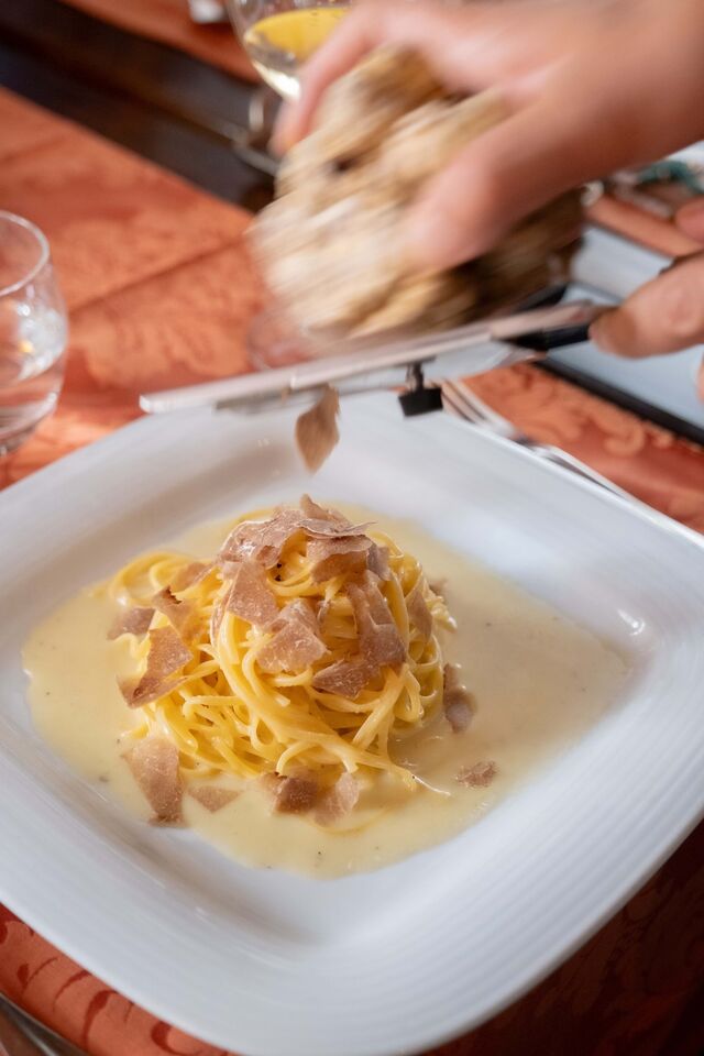 Um dos pratos principais: pasta fresca cabelo de anjo e trufa branca de Alba