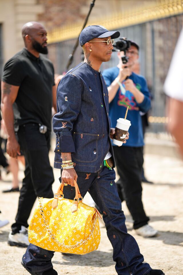 Pharrell Williams durante o desfile de moda masculina primavera/verão 2024