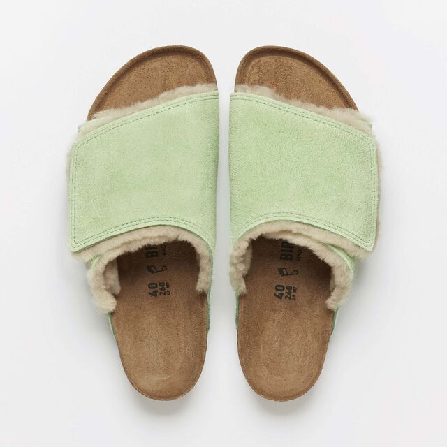 Modelo Solana na cor washed green