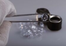 Benfica celebra 120 anos com coleção de joias e diamantes