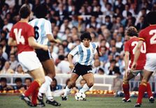 Isto Lembra-me Uma História: Os craques de rua e o futebol burguesinho