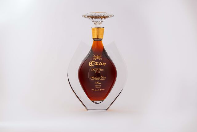 Czar 1999 - O último Czar do séc. XX - garrafa protótipo com rótulo provisório em aprovação na CVR Açores