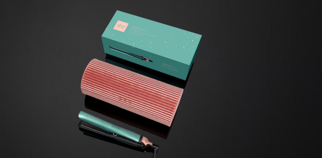 Coffret GHD com alisador platinum+ verde jade e caixa em veludo, €309