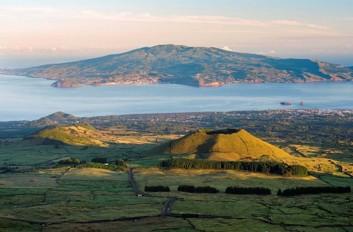 Faial. Roteiro pelo encanto insular - Lugares - Revista Must