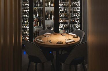 Sála de João Sá: uma celebração do champanhe 